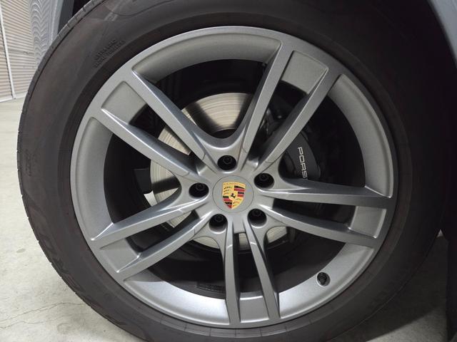 カイエン ベースグレード 21インチカイエンターボAW マトリックスLEDヘッド パノラマルーフ パッセンジャーディスプレイ BOSEサウンド スポーツクロノ スポーツテール LEDテール ソフトクローズドア GTステアリング(29枚目)