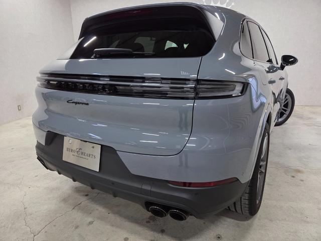 カイエン ベースグレード 21インチカイエンターボAW マトリックスLEDヘッド パノラマルーフ パッセンジャーディスプレイ BOSEサウンド スポーツクロノ スポーツテール LEDテール ソフトクローズドア GTステアリング(34枚目)