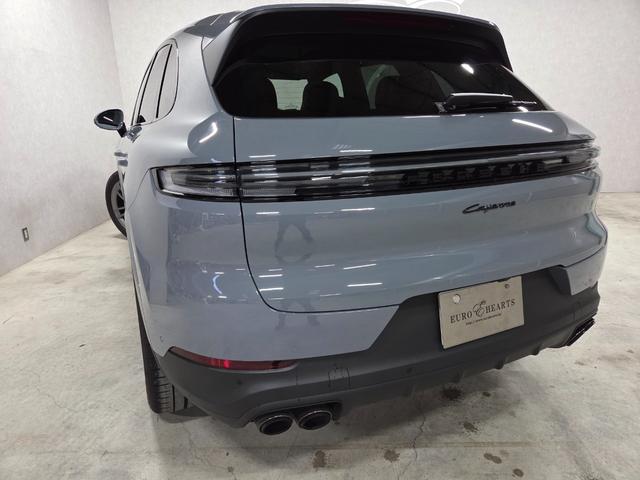 カイエン ベースグレード 21インチカイエンターボAW マトリックスLEDヘッド パノラマルーフ パッセンジャーディスプレイ BOSEサウンド スポーツクロノ スポーツテール LEDテール ソフトクローズドア GTステアリング(39枚目)