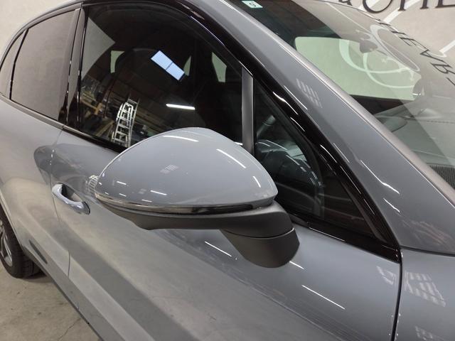 カイエン ベースグレード 21インチカイエンターボAW マトリックスLEDヘッド パノラマルーフ パッセンジャーディスプレイ BOSEサウンド スポーツクロノ スポーツテール LEDテール ソフトクローズドア GTステアリング(47枚目)