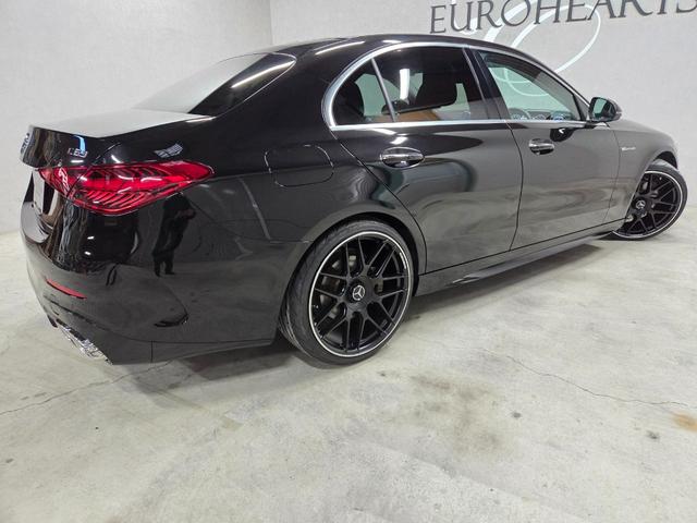 Ｃクラス Ｃ２００アバンギャルド　新品Ｃ６３ＳＥ仕様エアロ＆グリル＆２０インチＡＷ＆新品Ｈ＆Ｒダウンサス　Ｃ６３ＳＥサイドスカート　３６０°カメラ　新品タイヤ　新品４本出しマフラーカッター　黒ハーフレザーシート（2枚目）
