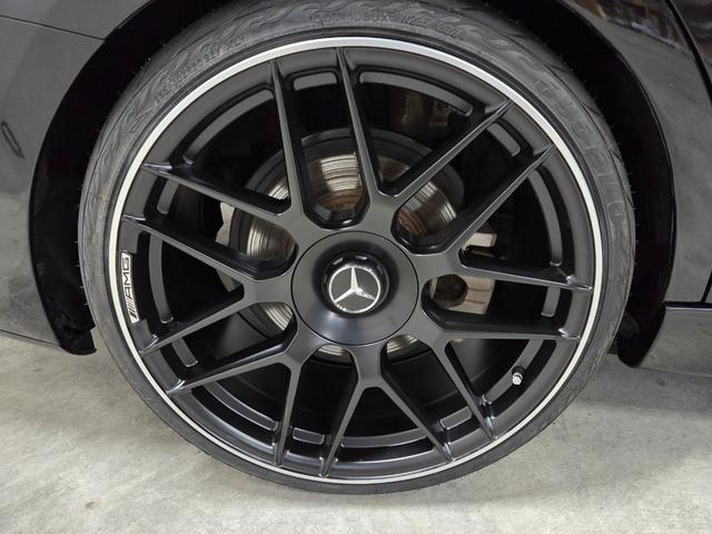 Ｃクラス Ｃ２００アバンギャルド　新品Ｃ６３ＳＥ仕様エアロ＆グリル＆２０インチＡＷ＆新品Ｈ＆Ｒダウンサス　Ｃ６３ＳＥサイドスカート　３６０°カメラ　新品タイヤ　新品４本出しマフラーカッター　黒ハーフレザーシート（55枚目）