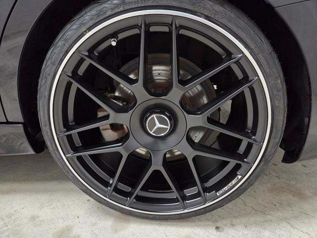 Ｃクラス Ｃ２００アバンギャルド　新品Ｃ６３ＳＥ仕様エアロ＆グリル＆２０インチＡＷ＆新品Ｈ＆Ｒダウンサス　Ｃ６３ＳＥサイドスカート　３６０°カメラ　新品タイヤ　新品４本出しマフラーカッター　黒ハーフレザーシート（56枚目）
