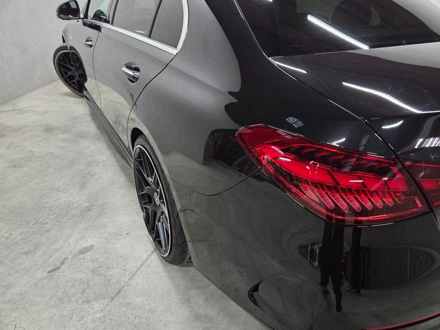 Ｃクラス Ｃ２００アバンギャルド　新品Ｃ６３ＳＥ仕様エアロ＆グリル＆２０インチＡＷ＆新品Ｈ＆Ｒダウンサス　Ｃ６３ＳＥサイドスカート　３６０°カメラ　新品タイヤ　新品４本出しマフラーカッター　黒ハーフレザーシート（64枚目）