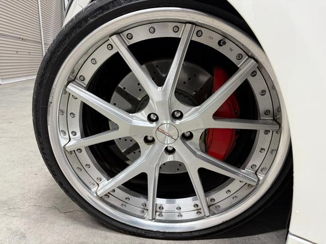 Ｓクラス Ｓ５５０　クーペ　ＡＭＧライン　新品Ｓ６３仕様バンパー！新品Ｓ６３仕様リアディフューザー！４本出しマフラーカッター！パナメリカーナグリル！２２インチハイパーフォージド！ＡＭＧ純正フロントバッジ！ダイヤモンドホワイト！ロワリングキット（3枚目）