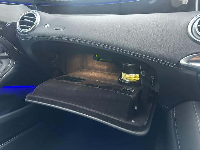 Ｓクラス Ｓ５５０　クーペ　ＡＭＧライン　新品Ｓ６３仕様バンパー！新品Ｓ６３仕様リアディフューザー！４本出しマフラーカッター！パナメリカーナグリル！２２インチハイパーフォージド！ＡＭＧ純正フロントバッジ！ダイヤモンドホワイト！ロワリングキット（31枚目）