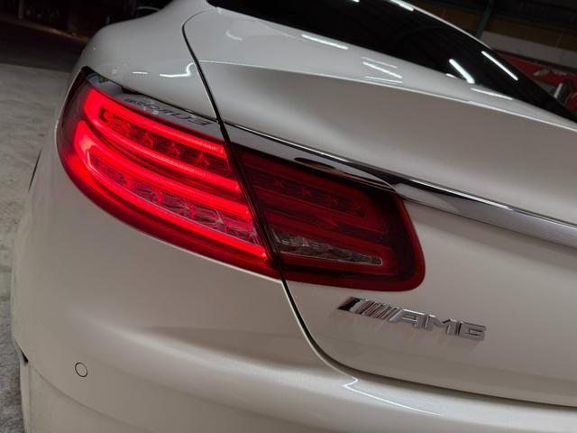 Ｓクラス Ｓ５５０　クーペ　ＡＭＧライン　新品Ｓ６３仕様バンパー！新品Ｓ６３仕様リアディフューザー！４本出しマフラーカッター！パナメリカーナグリル！２２インチハイパーフォージド！ＡＭＧ純正フロントバッジ！ダイヤモンドホワイト！ロワリングキット（63枚目）