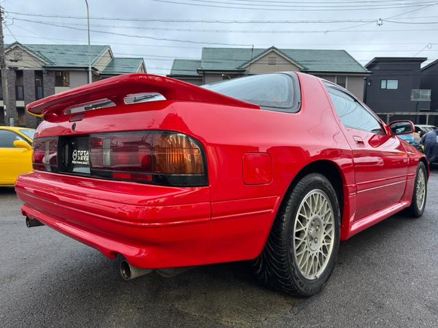 サバンナＲＸ－７ ＧＴ－Ｘ　サバンナＲＸ－７　ＧＴ－Ｘ　レッド　後期　元色全塗装　純正ホイール（13枚目）