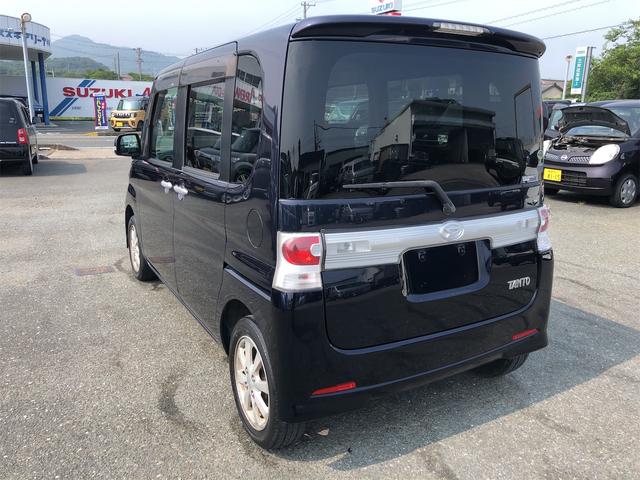 タント カスタムＸ　法定整備付　ＥＴＣ　スライドドア　ＨＩＤ　スマートキー　電動格納ミラー　ベンチシート　ＡＴ　盗難防止システム　ＡＢＳ　ＣＤ　ＤＶＤ再生　アルミホイール　衝突安全ボディ　エアコン　パワーステアリング（17枚目）