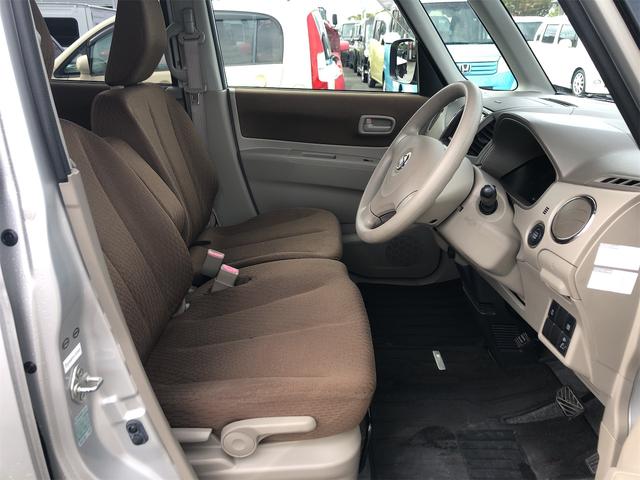 ルークス Ｅ　両側スライド・片側電動　ナビ　ＴＶ　スマートキー　アイドリングストップ　電動格納ミラー　ベンチシート　ＣＶＴ　盗難防止システム　ＡＢＳ　ＣＤ　ＵＳＢ　衝突安全ボディ　エアコン　パワーステアリング（7枚目）