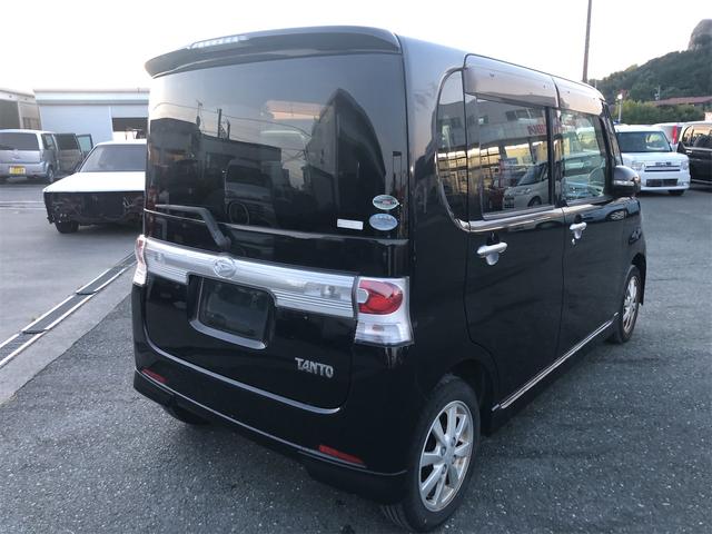 タント カスタムＸ　スライドドア　ＨＩＤ　スマートキー　ベンチシート　ＡＴ　盗難防止システム　ＡＢＳ　ＣＤ　アルミホイール　衝突安全ボディ　エアコン　パワーステアリング　パワーウィンドウ　運転席エアバッグ（5枚目）