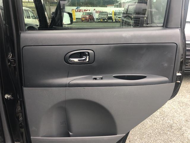 タント カスタムＸ　スライドドア　ＨＩＤ　キーレスエントリー　電動格納ミラー　ベンチシート　ＡＴ　盗難防止システム　ＡＢＳ　ＣＤ　衝突安全ボディ　エアコン　パワーステアリング　パワーウィンドウ（12枚目）