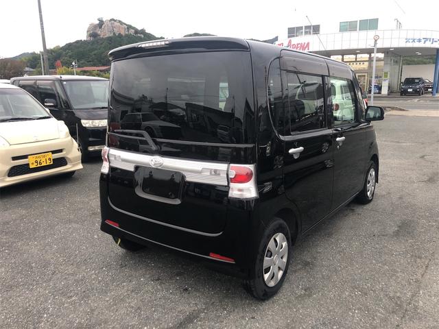 タント カスタムＸ　スライドドア　ＨＩＤ　キーレスエントリー　電動格納ミラー　ベンチシート　ＡＴ　盗難防止システム　ＡＢＳ　ＣＤ　衝突安全ボディ　エアコン　パワーステアリング　パワーウィンドウ（28枚目）