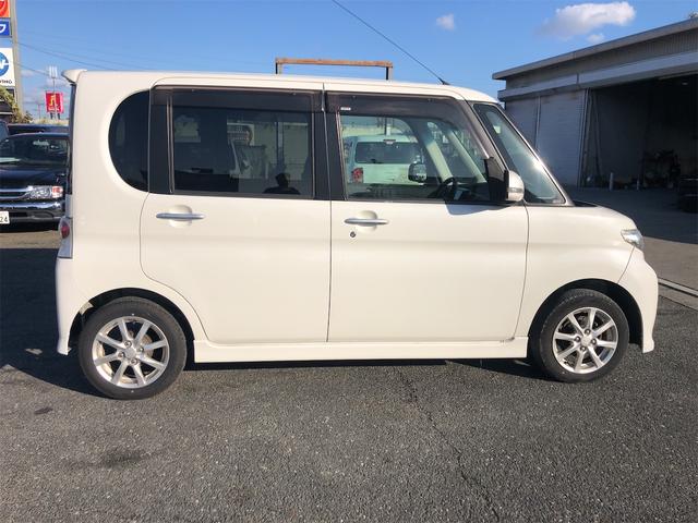 タント カスタムＸ　電動スライドドア　ナビ　ＨＩＤ　スマートキー　シートヒーター　ベンチシート　ＡＴ　盗難防止システム　ＡＢＳ　ＣＤ　ＵＳＢ　ミュージックプレイヤー接続可　Ｂｌｕｅｔｏｏｔｈ　アルミホイール（8枚目）