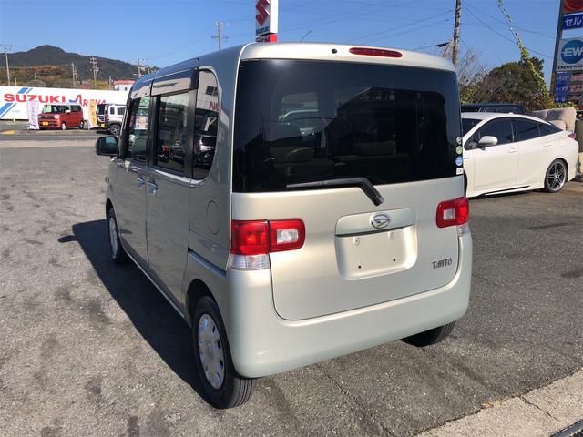 タント Ｘ　電動スライドドア　スマートキー　ベンチシート　ＡＴ　盗難防止システム　ＡＢＳ　ＣＤ　衝突安全ボディ　エアコン　パワーステアリング　パワーウィンドウ（16枚目）