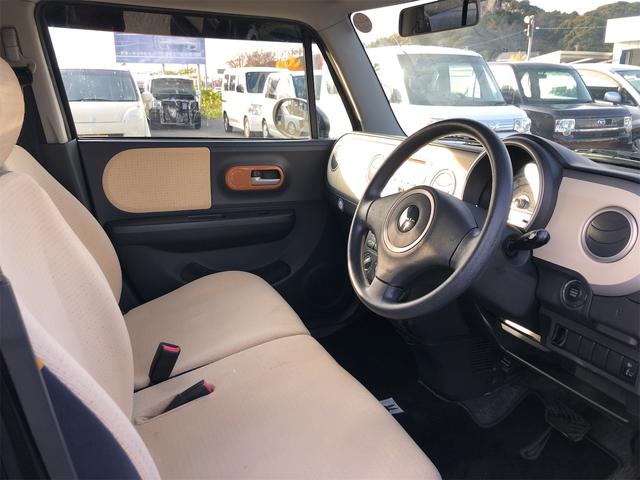 アルトラパン Ｘ　スマートキー　電動格納ミラー　ベンチシート　ＣＶＴ　盗難防止システム　ＡＢＳ　ＣＤ　アルミホイール　衝突安全ボディ　エアコン　パワーステアリング　パワーウィンドウ（9枚目）