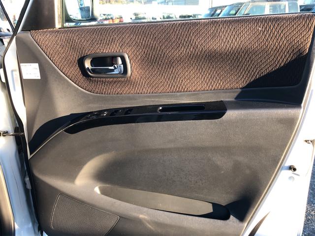 ご覧頂きまして誠に有難うございます！！是非ご来店して頂き、実際にご覧になって頂ければと思います。お客様からのご連絡をスタッフ一同、心よりお待ちしております