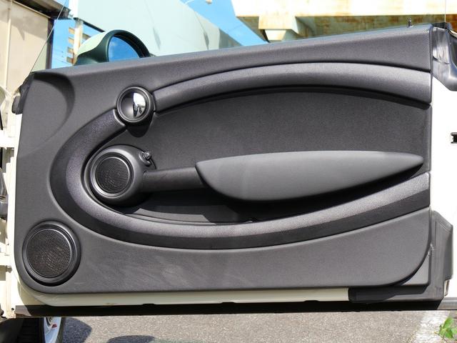 ＭＩＮＩ クーパー　クラブバン　後期／２人乗り／禁煙車／パナソニック２ＤＩＮ／地デジ／Ｂカメラ／ＢＴオーディオ／ＥＴＣ／ディーン１５インチ（52枚目）