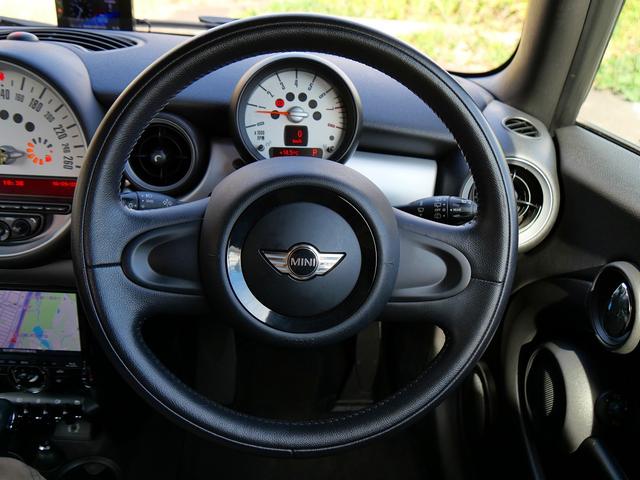 ＭＩＮＩ クーパー　クラブバン　後期／２人乗り／禁煙車／パナソニック２ＤＩＮ／地デジ／Ｂカメラ／ＢＴオーディオ／ＥＴＣ／ディーン１５インチ（56枚目）