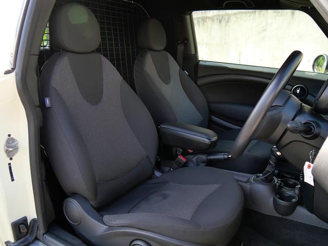 ＭＩＮＩ クーパー　クラブバン　後期／２人乗り／禁煙車／パナソニック２ＤＩＮ／地デジ／Ｂカメラ／ＢＴオーディオ／ＥＴＣ／ディーン１５インチ（60枚目）