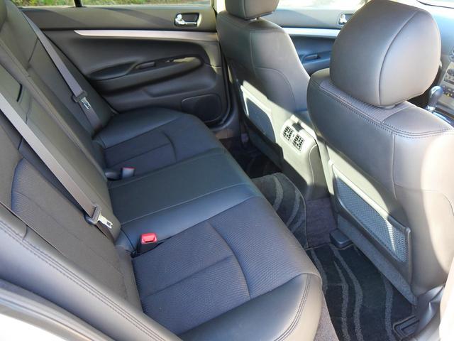 ◆ＨＤＤナビ　Ｂカメラ　地デジ◆前後ドラレコ　◆禁煙◆各所使用感のない良好なコンディションです◆ユーザー下取り車■車検も長く残ってます