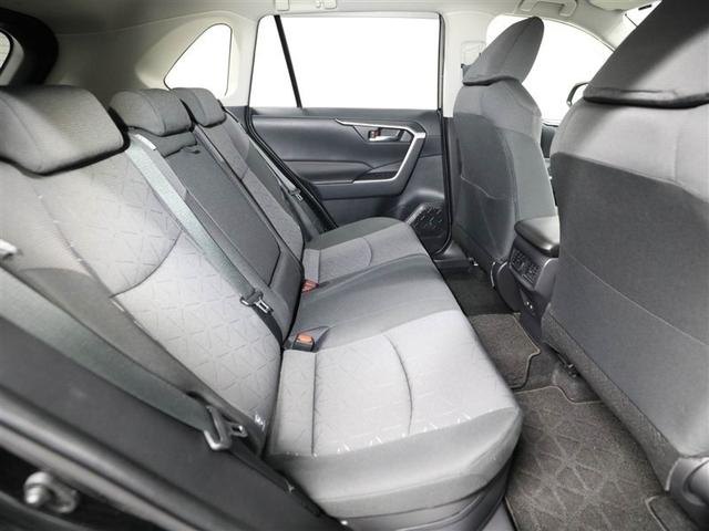 もちろん後席もきれいにリフレッシュ済み☆徹底洗浄、消臭・除菌も実施済みです。是非ご覧になってください♪