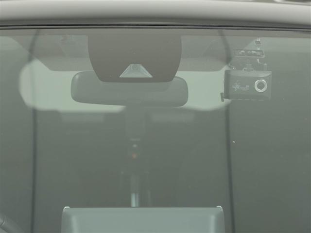 進化を続けるトヨタの予防安全パッケージ「トヨタセーフティセンス」＆ドラレコを装備しています。※ドライブレコーダーに記録媒体（ＳＤカード等）は付属しておりません。