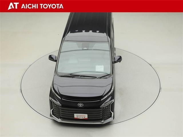 ヴォクシー Ｓ－Ｚ　ＤＶＤ再生機能　スマートキープッシュスタート　両側電動パワースライドドア　パワーウインドウ　１オナ　ＥＴＣ車載器　ＬＥＤライト　デュアルエアコン　アルミホイール　盗難防止装置　横滑り防止機能　ナビＴＶ（17枚目）