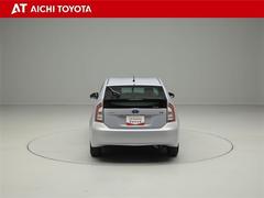 ハイブリッド車を買うならトヨタの『ＴＯＹＯＴＡ認定中古車』！保証は、初度登録年月より起算して１０年間、累計走行距離２０万キロ迄。更に、ロングラン保証が１年付で安心安全です♪ 5