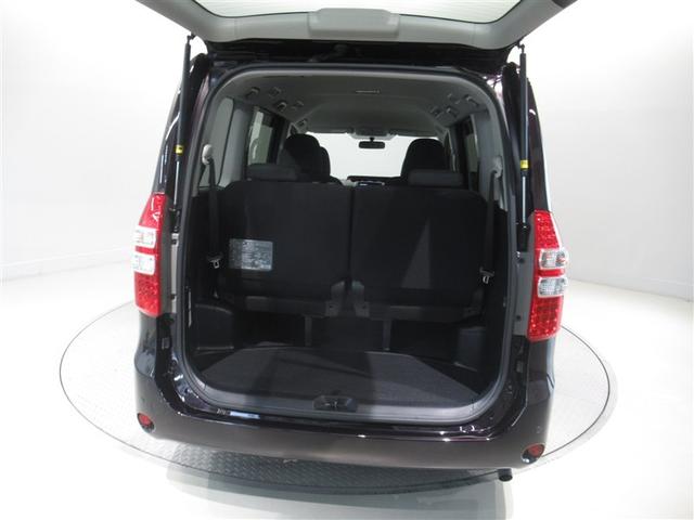 ノア Ｘ　Ｇエディション　メモリーナビ　フルセグ　バックカメラ　ＥＴＣ　ＣＤ　ミュージックプレイヤー接続可　ＤＶＤ再生　ＨＩＤヘッドライト　両側電動スライド　乗車定員７人　３列シート　スマートキー　キーレス　ワンオーナー（13枚目）