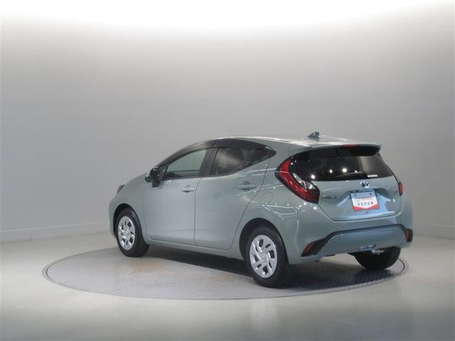 アクア G 衝突被害軽減システム メモリーナビ フルセグ バックカメラ ETC ミュージックプレイヤー接続可 オートクルーズコントロール LEDヘッドランプ スマートキー キーレス ハイブリッド ワンオーナー(4枚目)