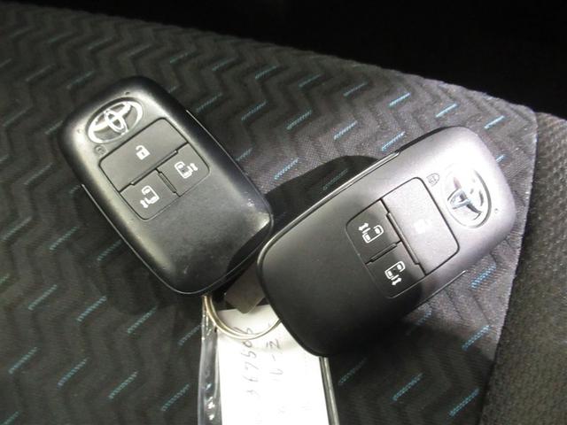 ルーミー カスタムＧ　衝突被害軽減システム　メモリーナビ　フルセグ　バックカメラ　ＥＴＣ　ＣＤ　ミュージックプレイヤー接続可　ＤＶＤ再生　オートクルーズコントロール　ＬＥＤヘッドランプ　両側電動スライド　スマートキー（26枚目）