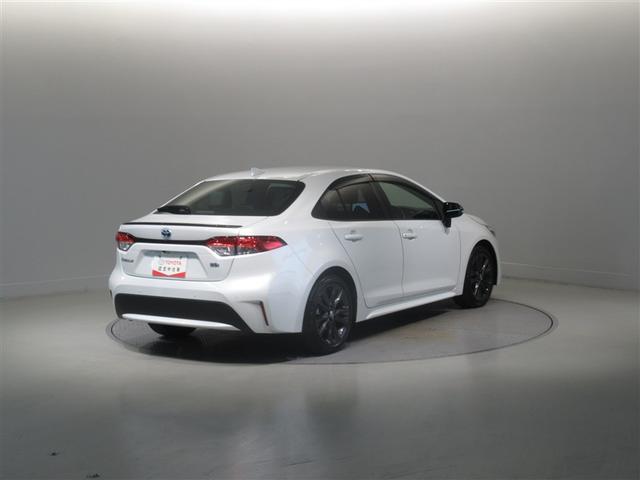 カローラ ハイブリッド ダブルバイビー 衝突被害軽減システム メモリーナビ フルセグ バックカメラ ETC ミュージックプレイヤー接続可 オートクルーズコントロール LEDヘッドランプ スマートキー キーレス ハイブリッド ワンオーナー(6枚目)