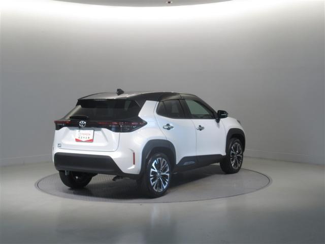 ヤリスクロス Ｚ　衝突被害軽減システム　バックカメラ　ＥＴＣ　ミュージックプレイヤー接続可　電動シート　オートクルーズコントロール　ＬＥＤヘッドランプ　スマートキー　キーレス　ワンオーナー（6枚目）