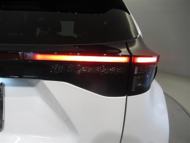 ヤリスクロス Ｚ　衝突被害軽減システム　バックカメラ　ＥＴＣ　ミュージックプレイヤー接続可　電動シート　オートクルーズコントロール　ＬＥＤヘッドランプ　スマートキー　キーレス　ワンオーナー（10枚目）