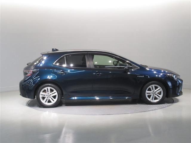 カローラスポーツ ハイブリッドＧ　衝突被害軽減システム　メモリーナビ　フルセグ　バックカメラ　ＥＴＣ　ＣＤ　ミュージックプレイヤー接続可　ＤＶＤ再生　オートクルーズコントロール　ＬＥＤヘッドランプ　スマートキー　キーレス　ハイブリッド（7枚目）