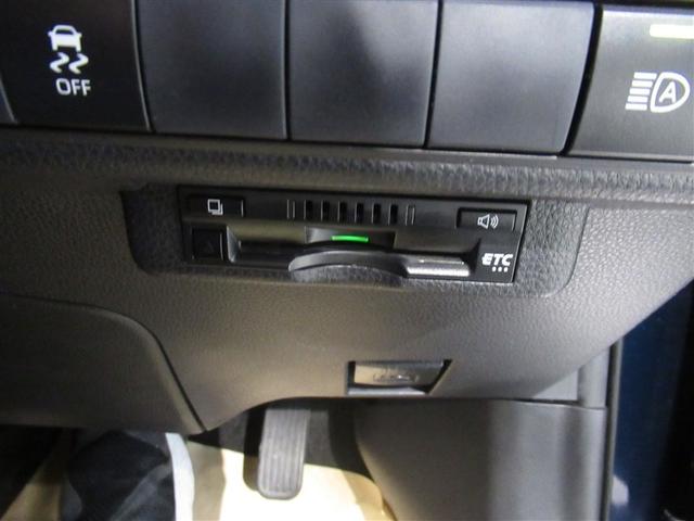 カローラスポーツ ハイブリッドＧ　衝突被害軽減システム　メモリーナビ　フルセグ　バックカメラ　ＥＴＣ　ＣＤ　ミュージックプレイヤー接続可　ＤＶＤ再生　オートクルーズコントロール　ＬＥＤヘッドランプ　スマートキー　キーレス　ハイブリッド（21枚目）