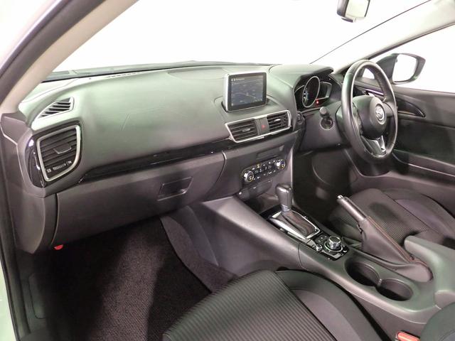 アクセラ １５Ｓ　純正ナビ／バックカメラ／フルセグＴＶ／ブルートゥース接続／スマートシティブレーキ／インテリキー／ＥＴＣ車載器／純正１６インチアルミ／車検令和９年１月まで（20枚目）