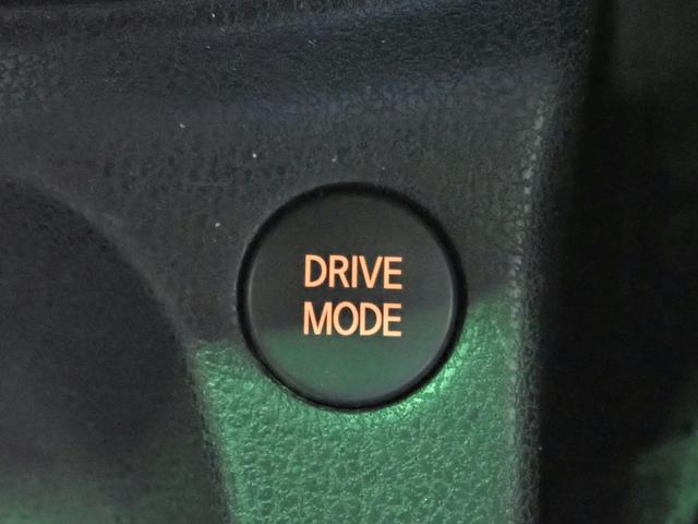 ノート ｅ－パワー　Ｘ　純正ナビ／全方位カメラ／フルセグＴＶ／ブルートゥース接続／ＣＤ・ＤＶＤ／音楽録音／衝突軽減ブレーキ／デジタルインナーミラー／インテリキー／ＬＥＤオートライト／クリアランスソナー／スペアキー有り（13枚目）