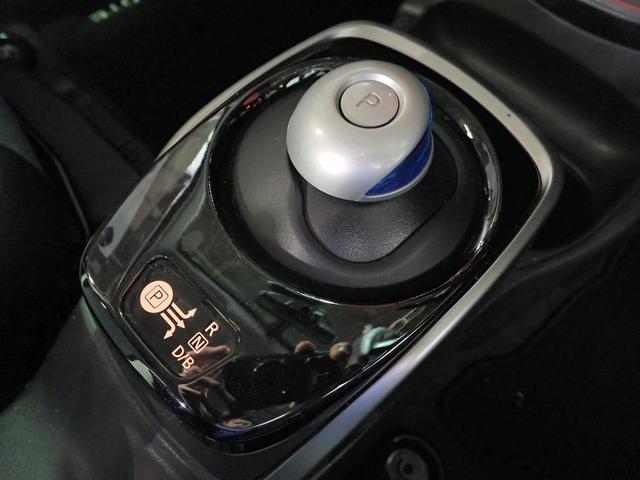 ノート ｅ－パワー　Ｘ　純正ナビ／全方位カメラ／フルセグＴＶ／ブルートゥース接続／ＣＤ・ＤＶＤ／音楽録音／衝突軽減ブレーキ／デジタルインナーミラー／インテリキー／ＬＥＤオートライト／クリアランスソナー／スペアキー有り（16枚目）