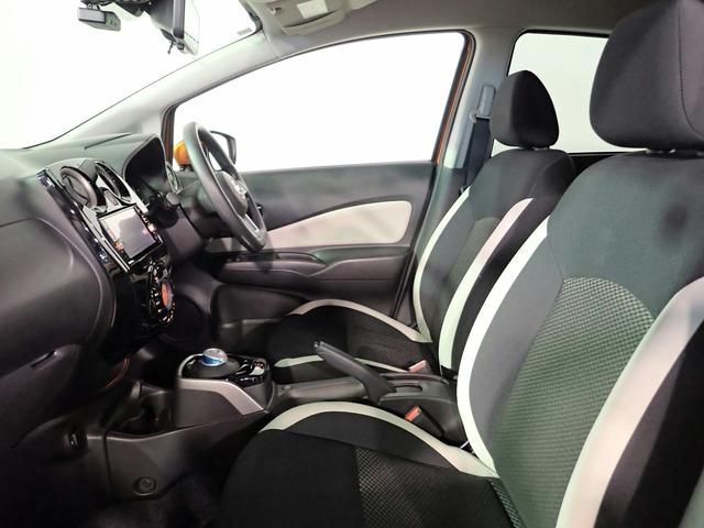 ノート ｅ－パワー　Ｘ　純正ナビ／全方位カメラ／フルセグＴＶ／ブルートゥース接続／ＣＤ・ＤＶＤ／音楽録音／衝突軽減ブレーキ／デジタルインナーミラー／インテリキー／ＬＥＤオートライト／クリアランスソナー／スペアキー有り（21枚目）