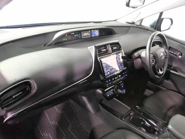 TOYOTA PRIUS A