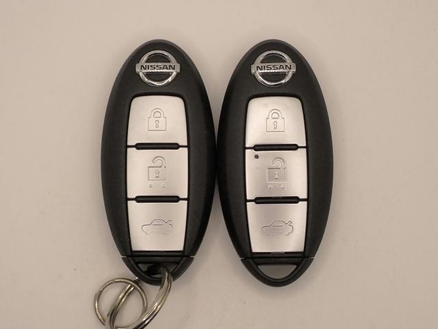 ティアナ XL 禁煙車/純正ナビ/全方位カメラ/フルセグTV/ブルートゥース/CD・DVD/ドライブレコーダー/ETC/衝突軽減ブレーキ/インテリキー/HIDオートライト/クリアランスソナー/パワーシート/純16AW(8枚目)