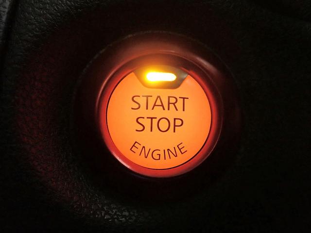 ノート ニスモ　Ｓ　ワンオーナー／禁煙車／社外ナビ／フルセグＴＶ／ブルートゥース接続／ＣＤ・ＤＶＤ／音楽録音／インテリキー／ＬＥＤオートライト／純正１７インチアルミ／ＨＫＳマフラー（純正有り）／ＥＴＣ／スペアキー有り（10枚目）