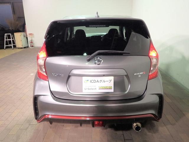 ノート ニスモ　Ｓ　ワンオーナー／禁煙車／社外ナビ／フルセグＴＶ／ブルートゥース接続／ＣＤ・ＤＶＤ／音楽録音／インテリキー／ＬＥＤオートライト／純正１７インチアルミ／ＨＫＳマフラー（純正有り）／ＥＴＣ／スペアキー有り（31枚目）