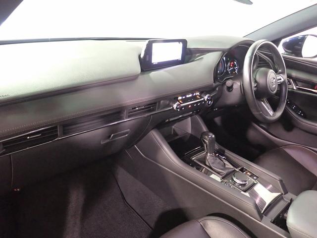 ＭＡＺＤＡ３ファストバック ＸＤ　Ｌパッケージ　禁煙車／純正ナビ／全方位カメラ／フルセグＴＶ／ブルートゥース／ＣＤ・ＤＶＤ／ＨＤＭＩ／衝突軽減ブレーキ／黒革シート／パワーシート／シートヒーター／インテリキー／ＬＥＤオートライト／ＥＴＣ／純正１８ＡＷ（23枚目）