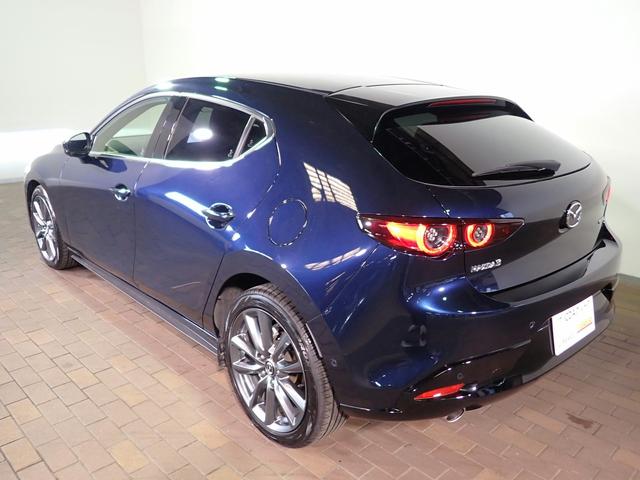 ＭＡＺＤＡ３ファストバック ＸＤ　Ｌパッケージ　禁煙車／純正ナビ／全方位カメラ／フルセグＴＶ／ブルートゥース／ＣＤ・ＤＶＤ／ＨＤＭＩ／衝突軽減ブレーキ／黒革シート／パワーシート／シートヒーター／インテリキー／ＬＥＤオートライト／ＥＴＣ／純正１８ＡＷ（30枚目）