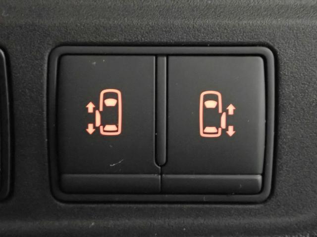 セレナ ハイウェイスター　ＶセレクションＩＩ　ワンオーナー／禁煙車／純正９インチナビ／全方位カメラ／フルセグＴＶ／ブルートゥース／ＣＤ・ＤＶＤ／音楽録音／衝突軽減ブレーキ／インテリキー／ＬＥＤオートライト／ＥＴＣ／両側パワスラ／純正１６インチＡＷ（10枚目）