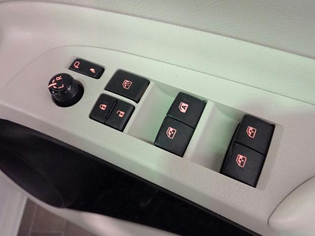 シエンタ X 純正ナビ/バックカメラ/フルセグTV/ブルートゥース接続/CD・DVD/ETC車載器/インテリキー/左側パワースライドドア/アイドリングストップ/電動格納ミラー(13枚目)