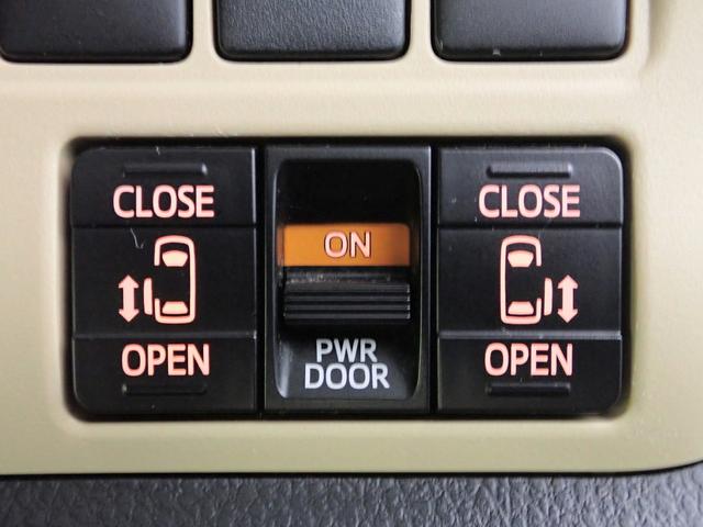 ノア ハイブリッドG 外ナビ/バックカメラ/フルセグTV/ブルートゥース/CD・DVD/音楽録音/フリップダウンモニター/ETC/インテリキー/HIDオートライト/シートヒーター/両側パワスラ/革調シートカバー/純15AW(11枚目)